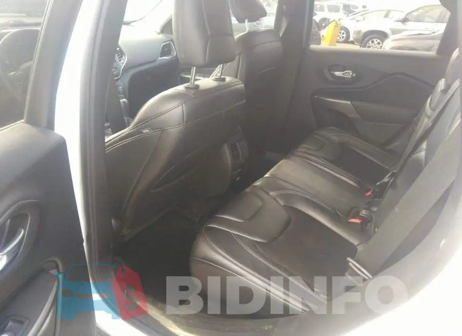 1C4PJMLN0KD116126 Photo# 8