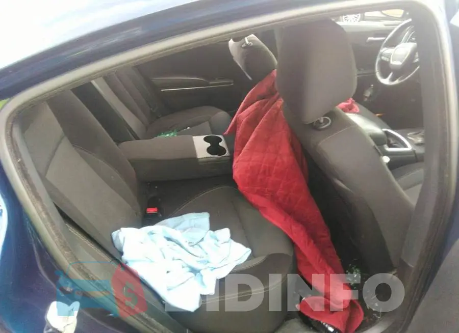 2C3CDXBG4FH812785 Photo# 8