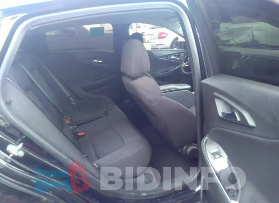 1G1ZD5ST5LF094581 Photo# 8