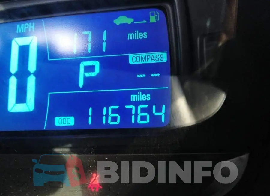 KL7CJLSB3FB173077 Photo# 7