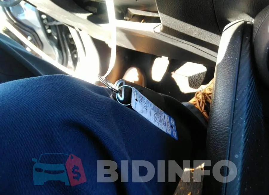 3MYDLBYVXKY509575 Photo# 11