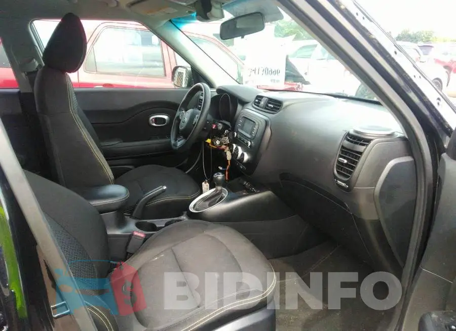 KNDJP3A51G7310882 Photo# 5