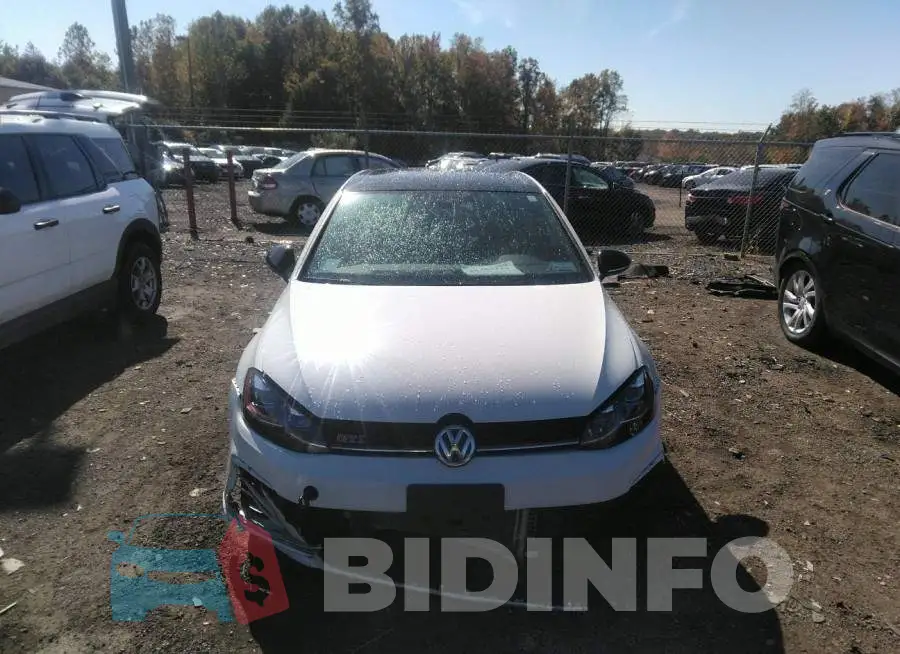 3VW5T7AU1MM004064 Photo# 6