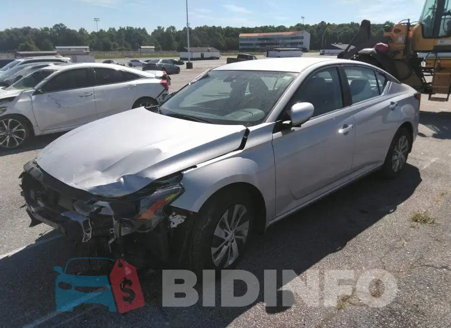 1N4BL4BV2NN343246 Photo# 2