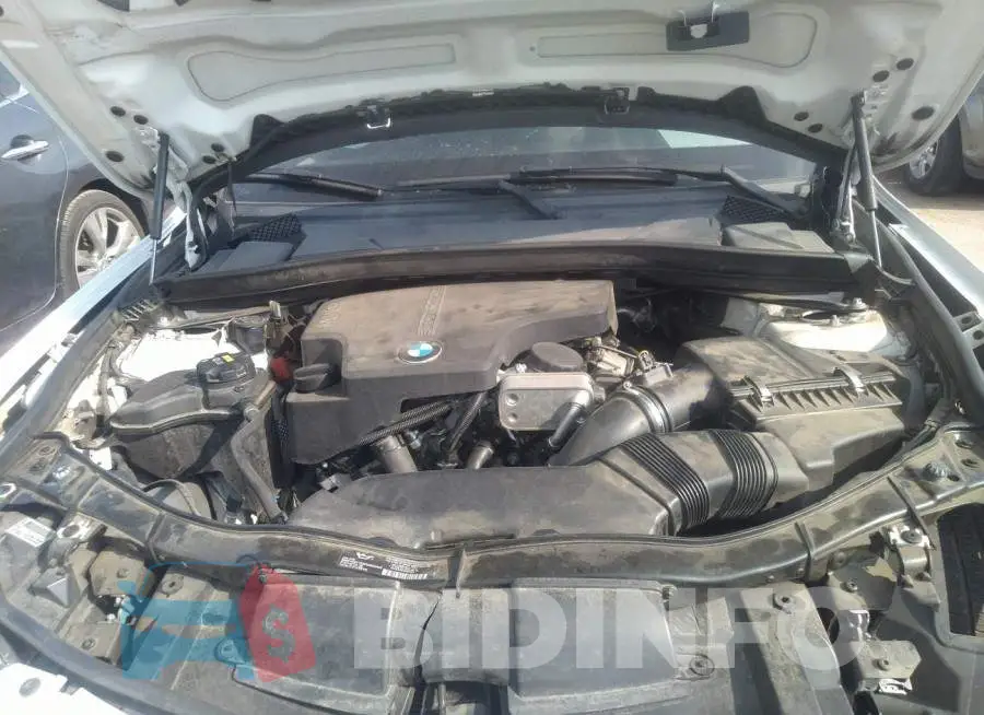 WBAVM1C57FV316513 Photo# 10