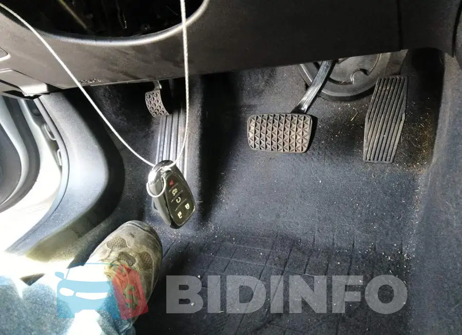1G1ZB5ST0KF150771 Photo# 11
