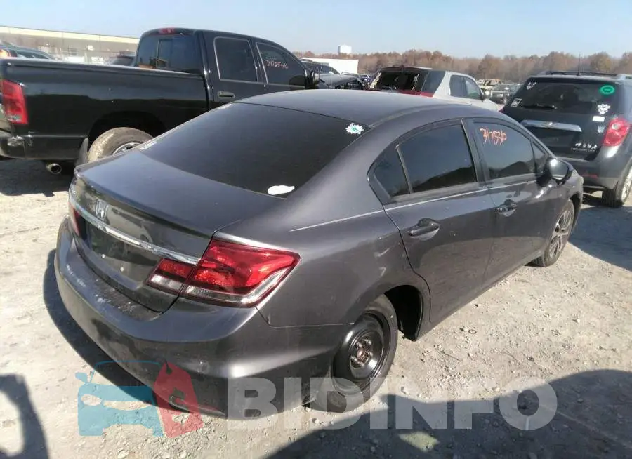 2HGFB2F84FH507163 Photo# 4