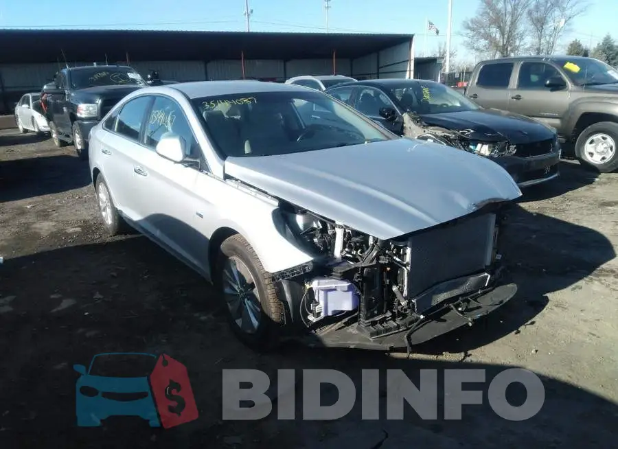 KMHE24L32JA079725 Photo# 1