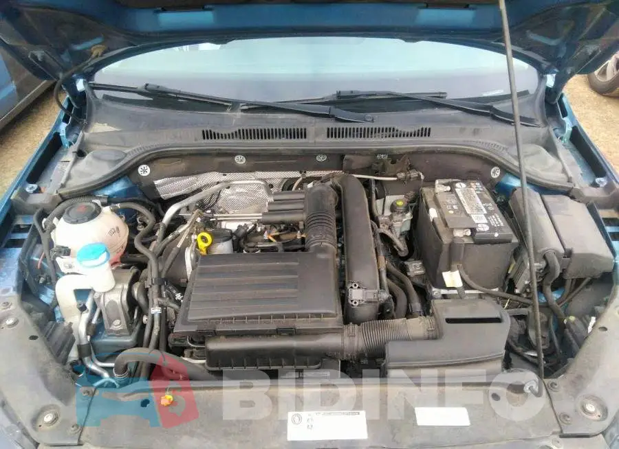 3VW2B7AJ0JM229907 Photo# 10