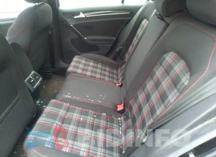 3VW5T7AU7HM054845 Photo# 8