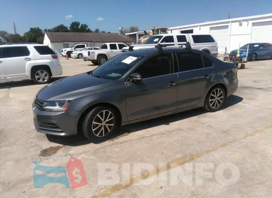 3VWDB7AJXHM269687 Photo# 2