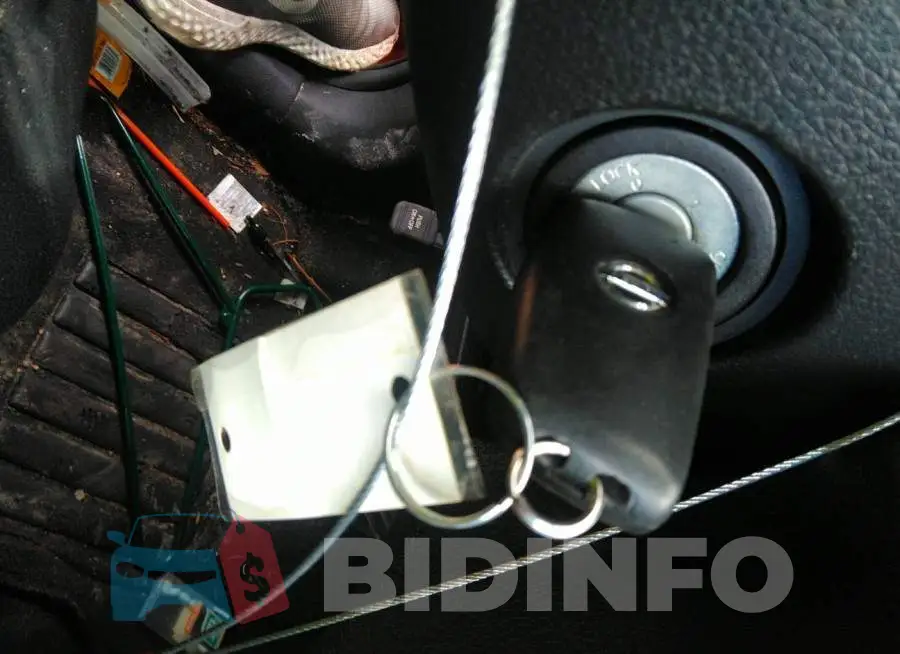 JN8AT2MT2GW010097 Photo# 11