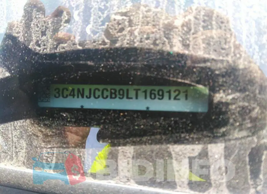 3C4NJCCB9LT169121 Photo# 9