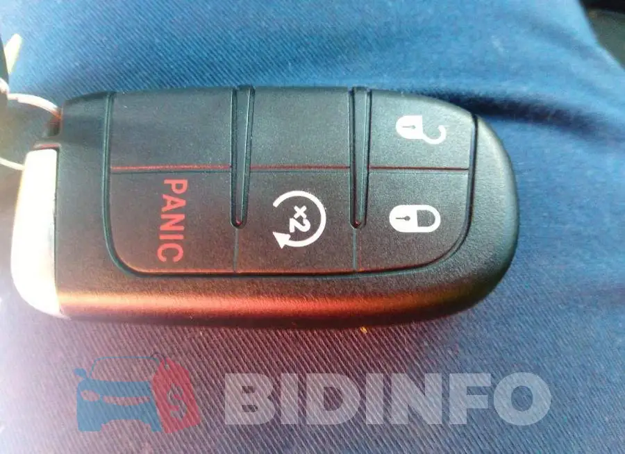 1C3CCCAB4GN128927 Photo# 11