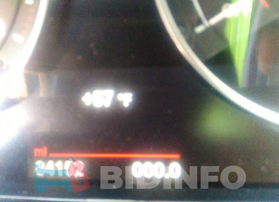 WBA8B3G59GNU34928 Photo# 7