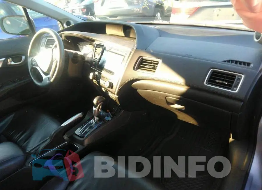 19XFB2F90FE241627 Photo# 5