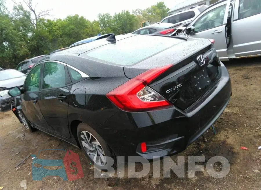 19XFC2F72HE207946 Photo# 3