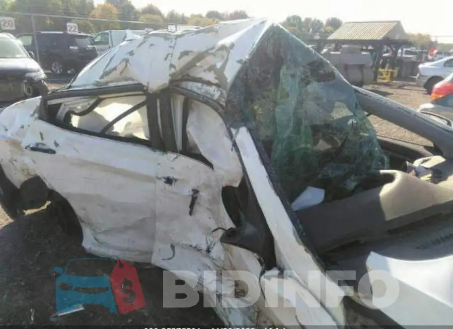 5NPDH4AE8FH559044 Photo# 6