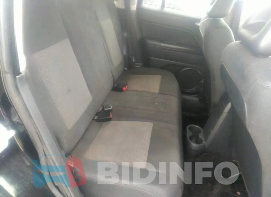1C4NJPBB1DD223270 Photo# 8