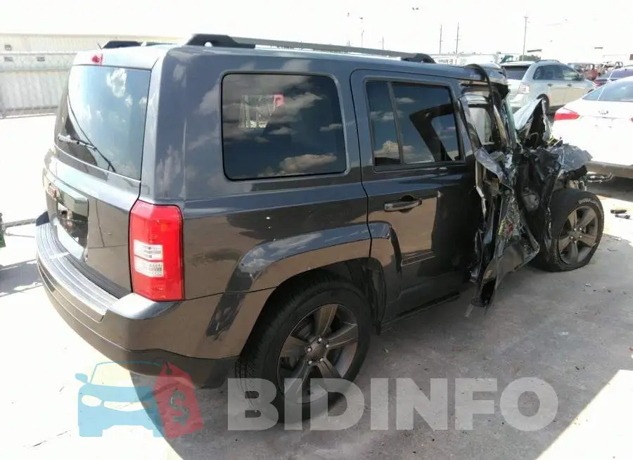1C4NJPBB9HD156746 Photo# 4