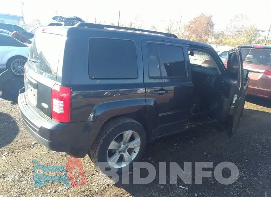 1C4NJPFB4ED889731 Photo# 4