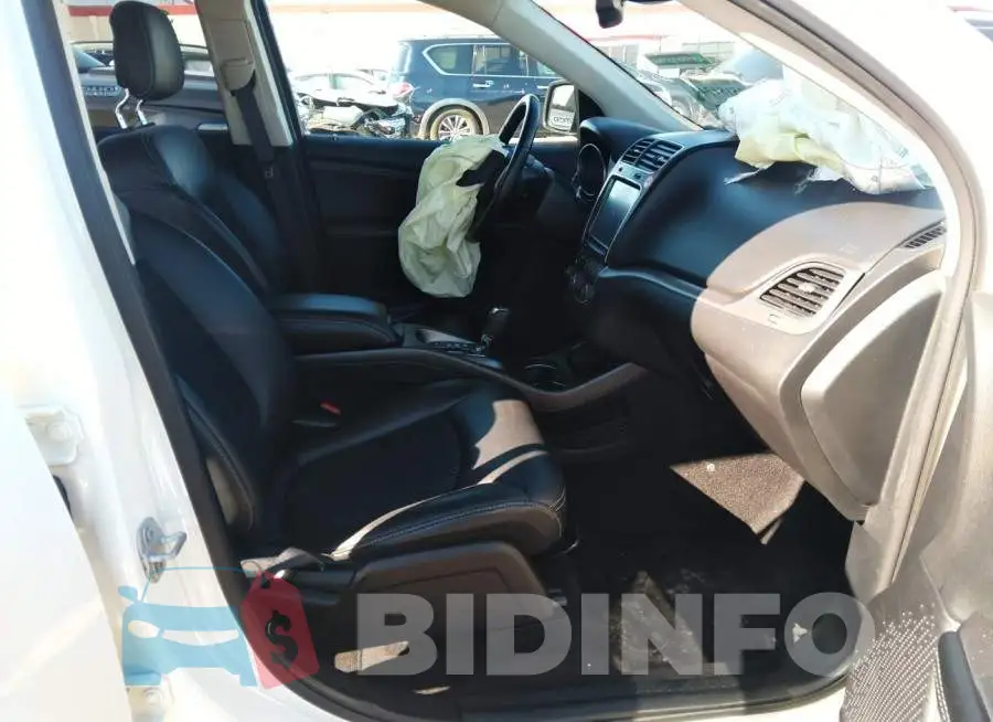 3C4PDCGB8LT270175 Photo# 5