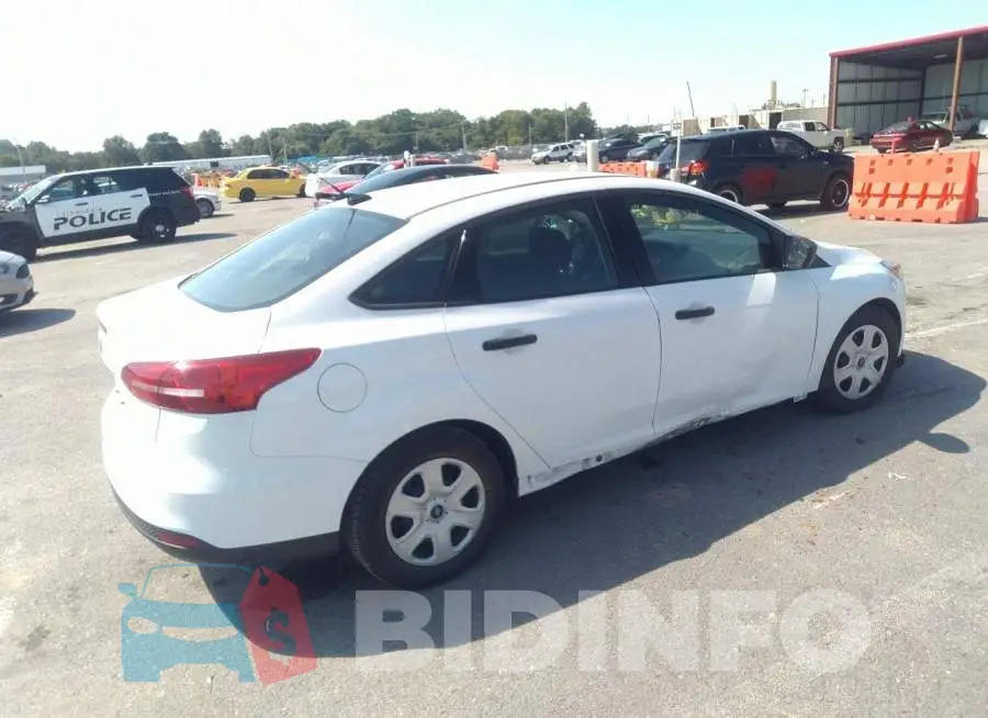 1FADP3E20JL215974 Photo# 4