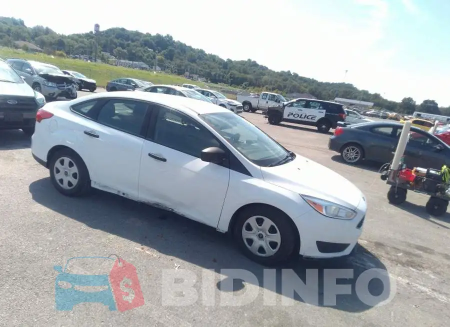 1FADP3E20JL215974 Photo# 1
