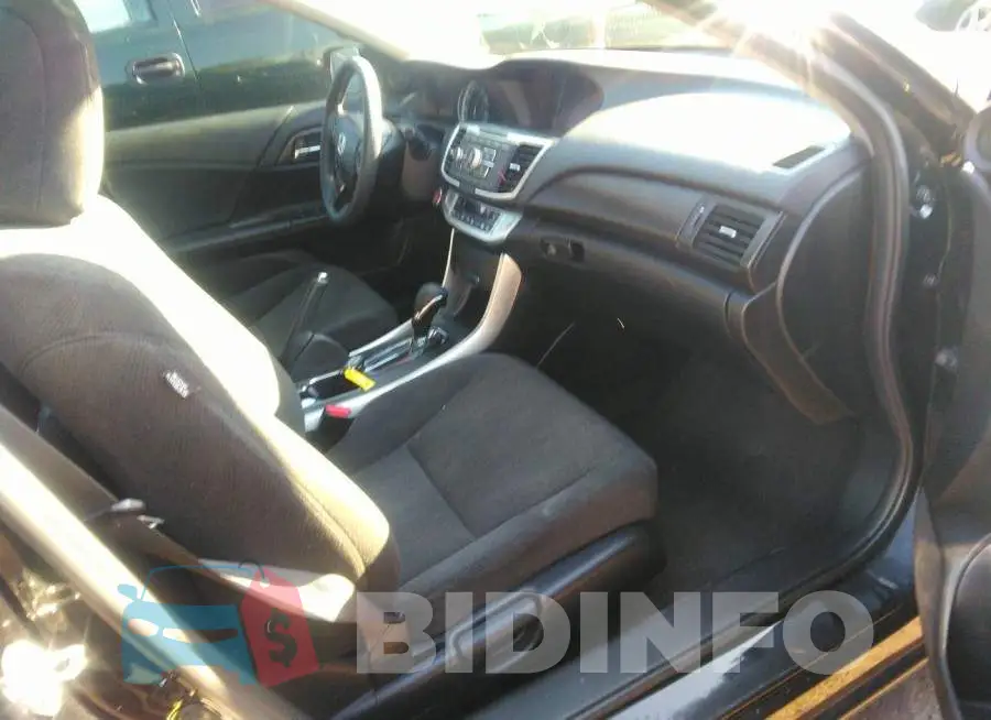 1HGCR2F76EA213962 Photo# 5