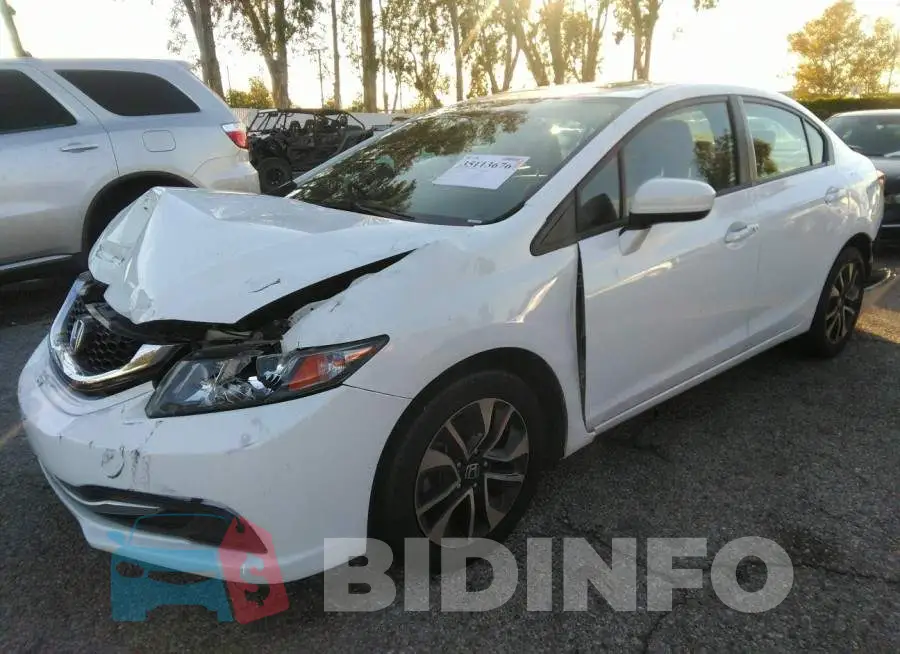 2HGFB2F82FH566132 Photo# 2