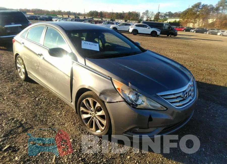 5NPEC4AB3CH478358 Photo# 1