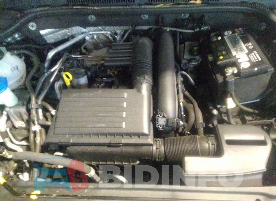 3VW2B7AJ5JM242118 Photo# 10