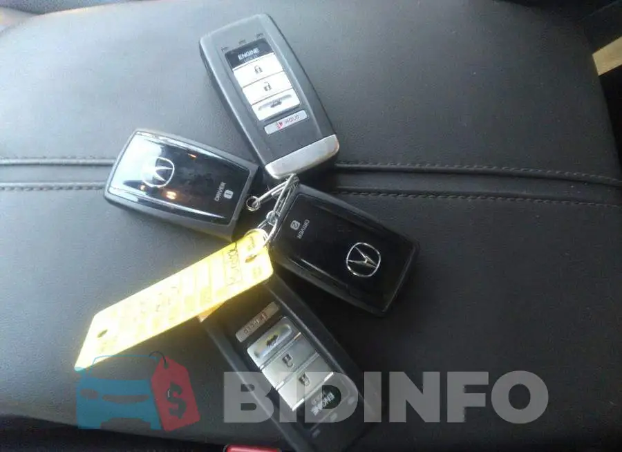 19UUB2F5XFA010761 Photo# 11