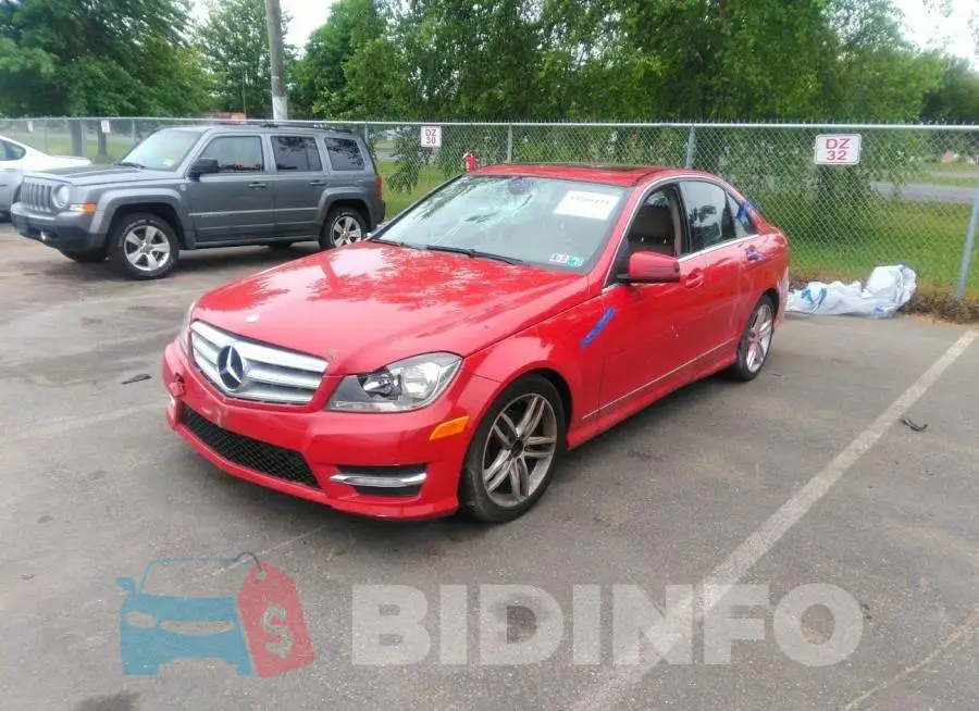WDDGF4HB6DR253146 Photo# 2