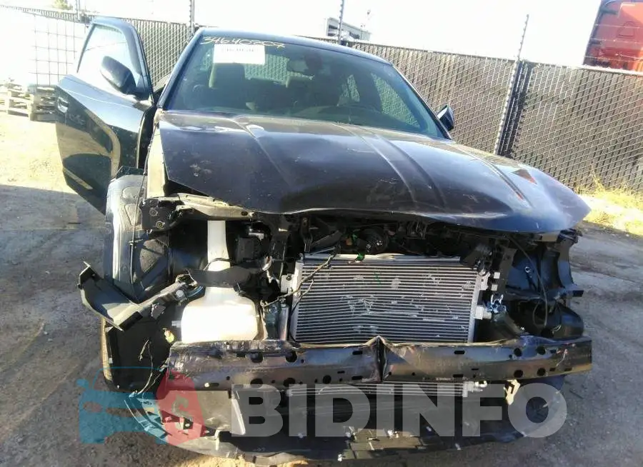 2C3CDXJG4KH718613 Photo# 6