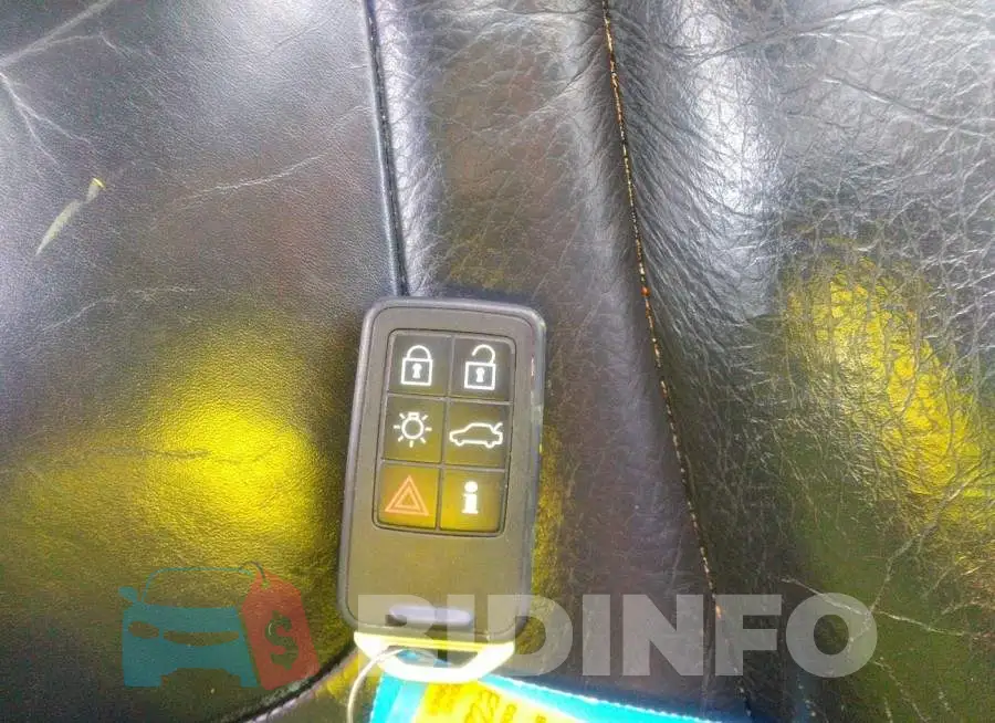 YV1612FH3E2276677 Photo# 11