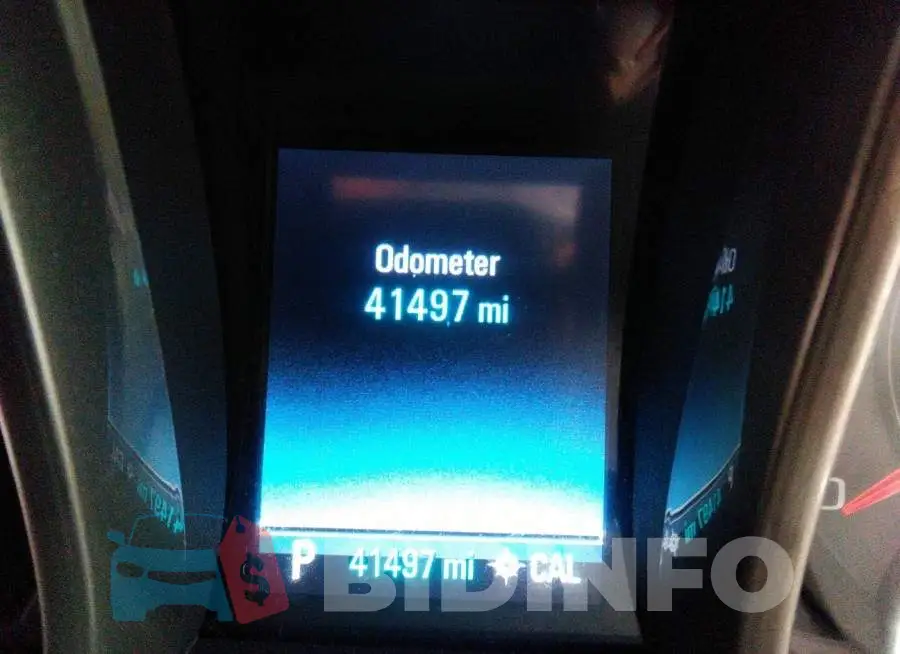 1G11F5RR2DF119018 Photo# 7