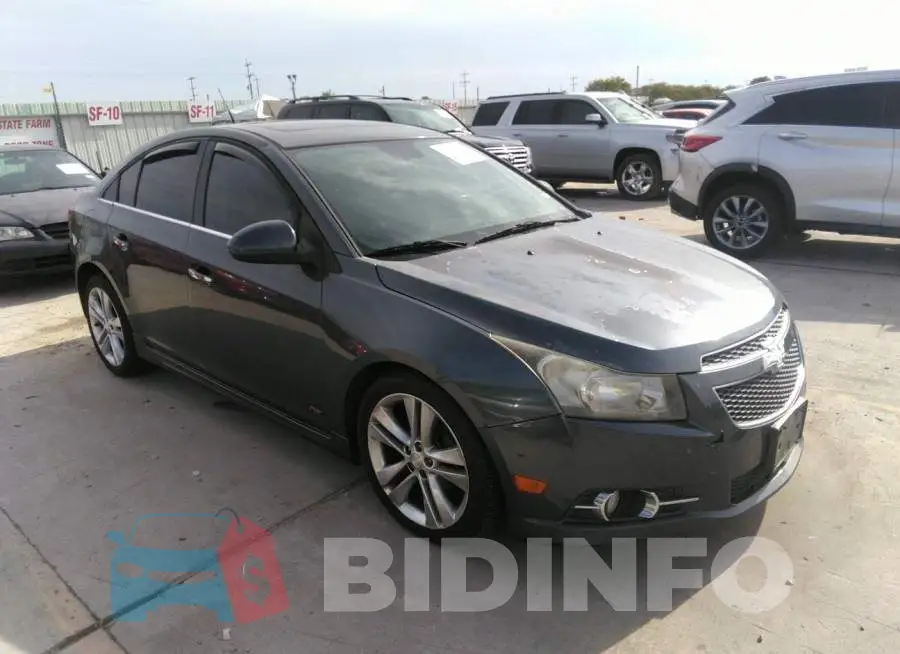 1G1PG5SB3D7153922 Photo# 1