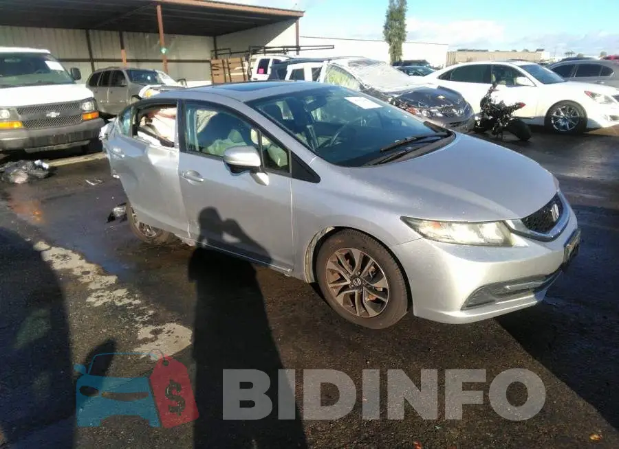 19XFB2F82EE242185 Photo# 1