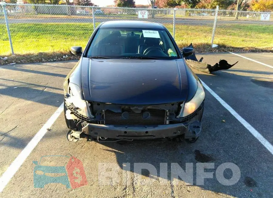 1HGCP2F64CA205918 Photo# 6