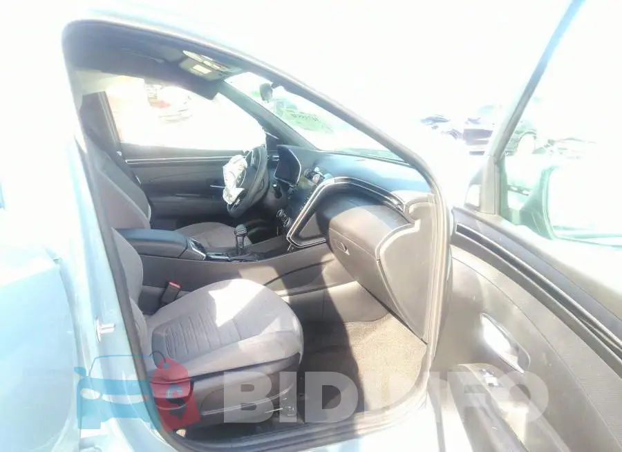 5NTJB4AE8PH042060 Photo# 5