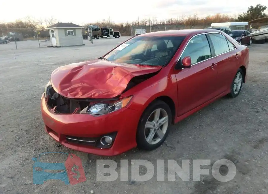 4T1BF1FK1CU567686 Photo# 2