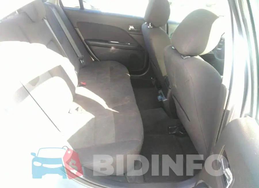 3FADP0L36CR270587 Photo# 8
