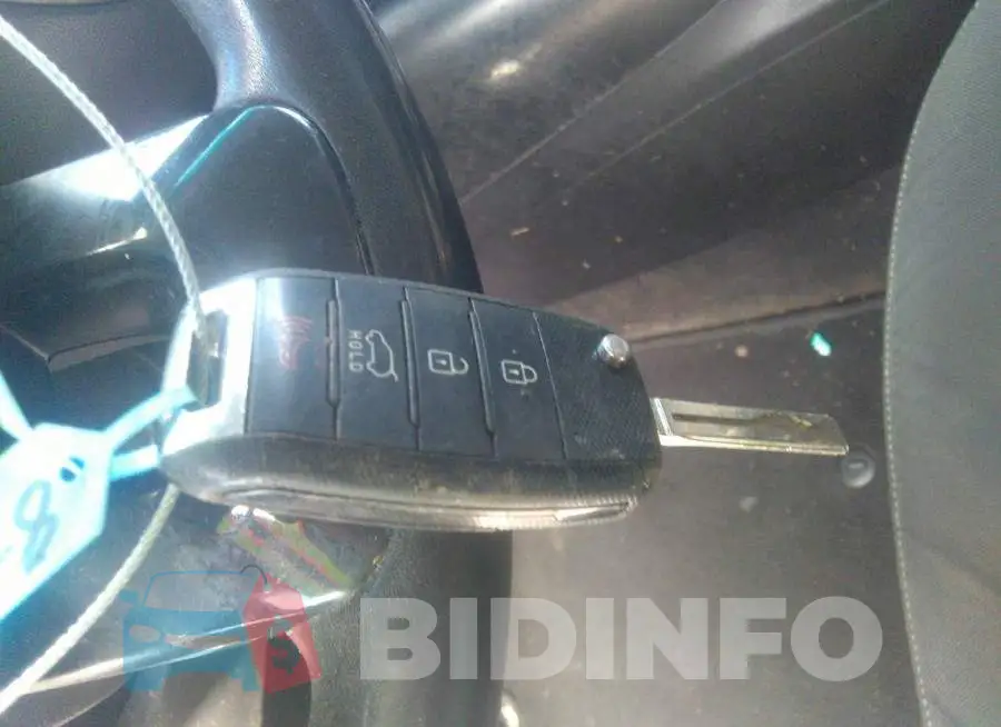 KNDJN2A20E7030261 Photo# 11