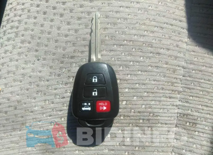 4T1BF1FK6CU076482 Photo# 11