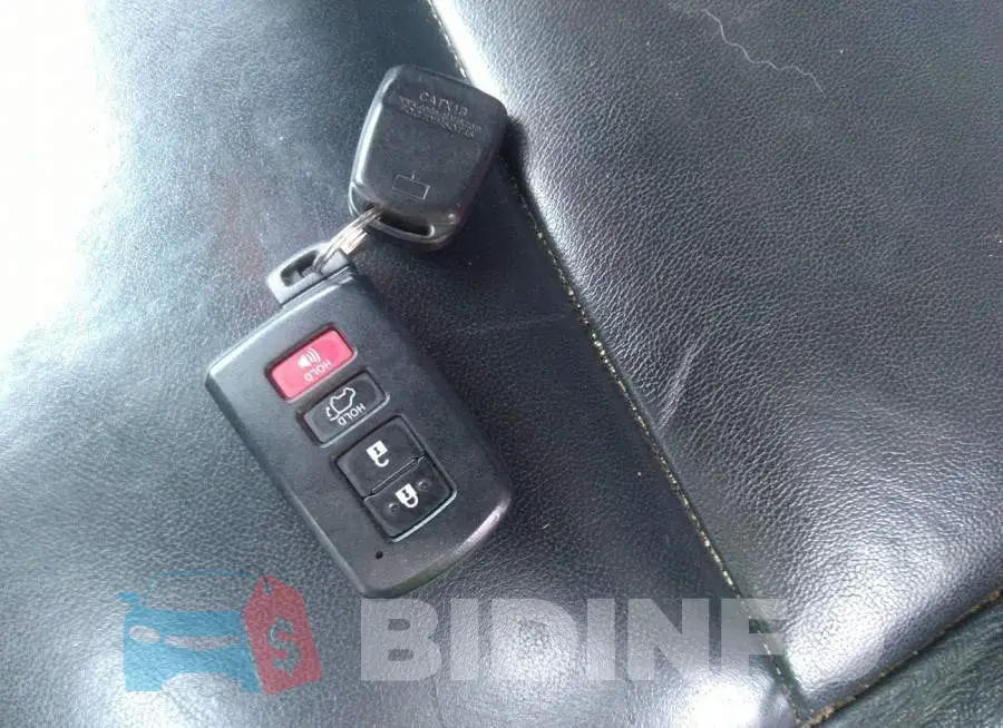 5TDJKRFH7GS310881 Photo# 11