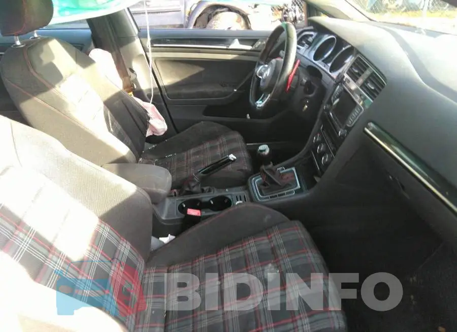 3VW4T7AUXFM006233 Photo# 5
