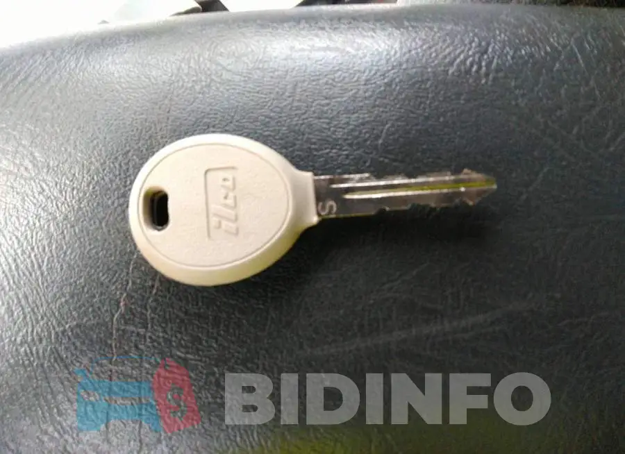 1C4NJCEA2CD696783 Photo# 11