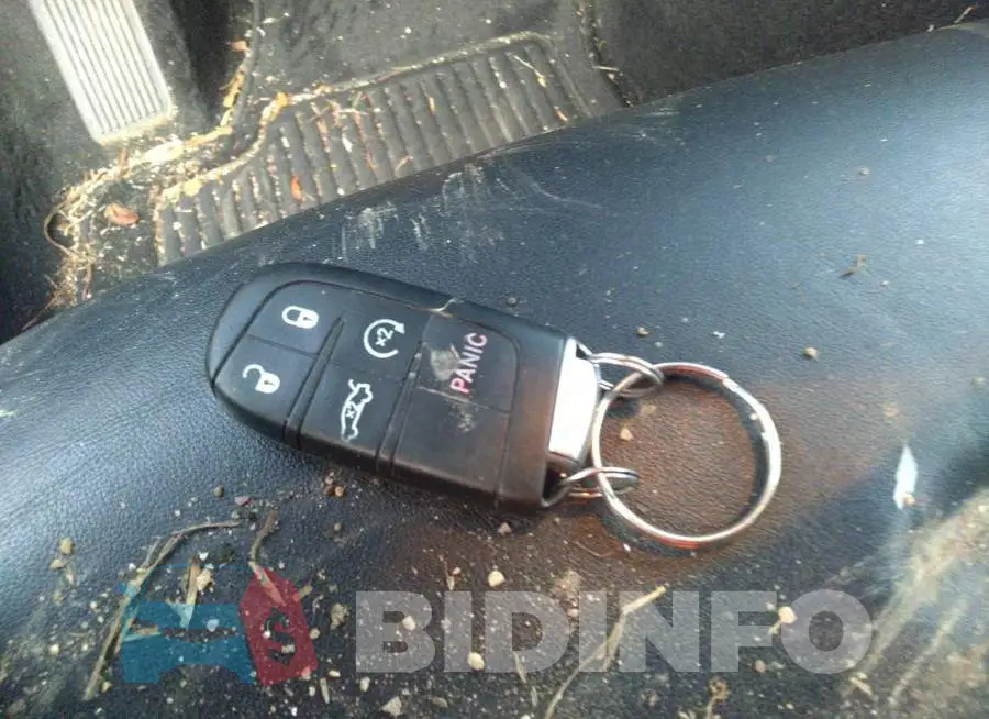 2C3CCAAG4FH875953 Photo# 11