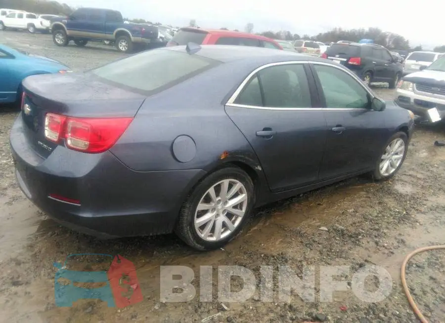 1G11E5SL4EF293473 Photo# 4